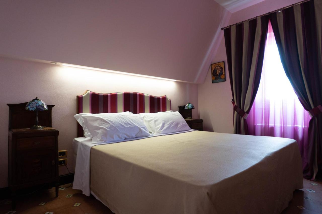 Hotel Villa Dorata Nicolosi Exteriör bild