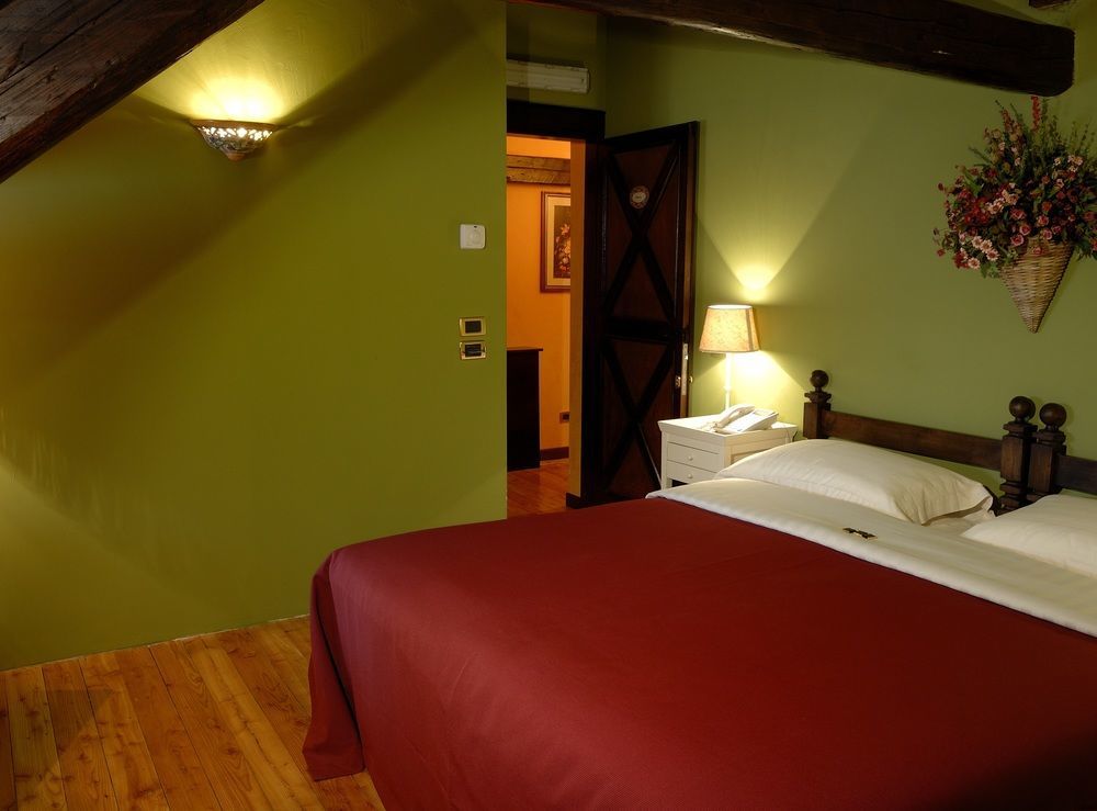 Hotel Villa Dorata Nicolosi Exteriör bild
